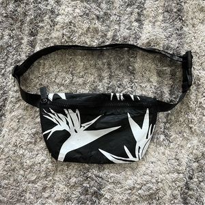 USED Aloha Collection Mini Hip Pack